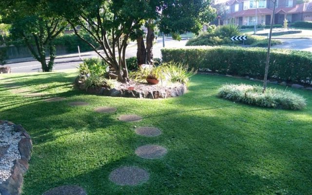 lawn mowing landscaping landscaper services castle hill sydney